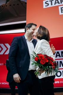Katarina Barley and Lars Klingbeil recorded at the European Delegates' Conference of the Social