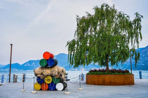 Sculpture on Lake Iseo, Iseo, Lombardy, Italy, Europe
