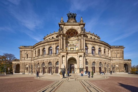 Semperoper, Opera House of the Dresden State Opera, architectural style Neo-Renaissance, entrance