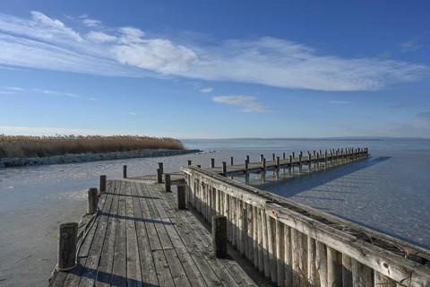 Frozen lake in winter, jetty, Lake Neusiedl, Weiden am See, Burgenland, Austria, Europe