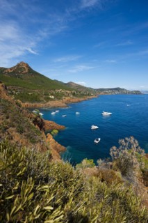 Coast and red rocks, Massif de l'Esterel, Esterel Mountains, Département Var, Région