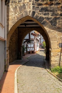 Alley, archway, Kehrwiederturm, Hildesheim, Lower Saxony, Germany, Europe