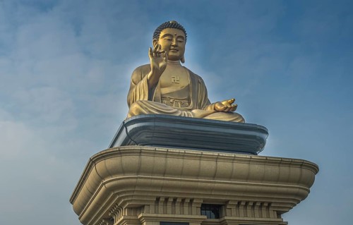 Large seated Buddha made of metal, Siddhartha Gautama, Fo Guang Shan Buddha Museum, Tongling Rd,