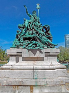 Düsseldorf, Ständehaus, sculpture in front of the north façade, Father Rhine and his daughters