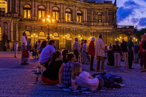 Richard Strauss Gala, broadcast from the Semperoper onto the Theaterplatz
