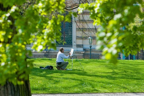 Plainair in the spring-like Brühl's Garden on the Brühl's Terrace. The symbiosis of culture,