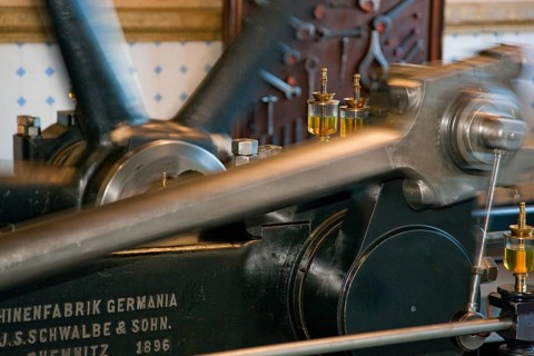 Chemnitz Saxon Industrial Museum, horizontal single-cylinder back-pressure steam engine