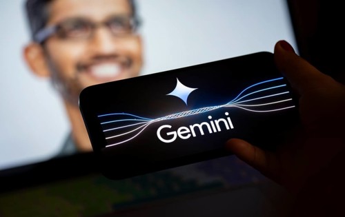 Guwahati, India. 8 December 2023. In this photo illustration a Gemini logo is displayed on a