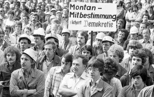 IG Metall warning strike at Hoesch AG Westfalenhuette to preserve co-determination on 29.07.1980 in