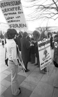 The woman's protests of the SPD, DGB and DKP against the abortion paragraph 218 on 26.2.1975 in