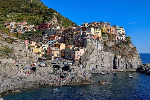 Fishing village of Manarola, district of Riomaggiore, Cinque Terre, province of La Spezia, Liguria,