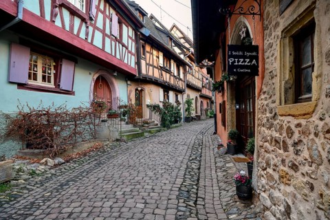 Half-timbered houses, Eguisheim, Département Haut-Rhin, Grand Est Region, Alsace, France, Europe