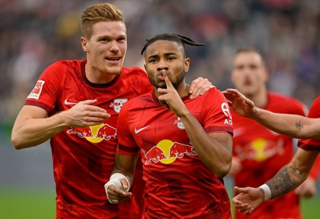 Goal celebration, gesture, gesture, still, Christopher Nkunku (18) RasenBallsport Leipzig RBL, with