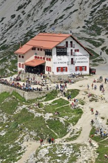 The mountain refuge Dreizinnenhütte, Rifugio Antonio Locatelli near the Drei Zinnen, Tre Cime di