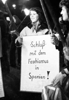 The Franco dictatorship's persecution of Spanish democrats prompted workers and youth in