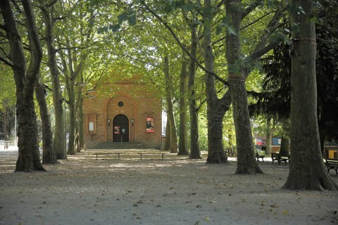Orangery and avenue with plane trees in Günthersburgpark, Bornheim, Main, Frankfurt, Hesse,