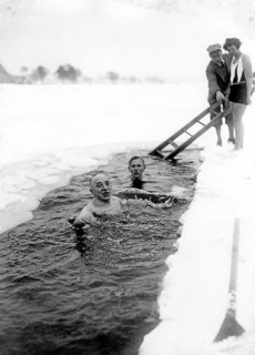 Bathing in winter, winter bathing, ice bathing, lake, about 1920s, Lake Ammer, Bavaria, Germany,