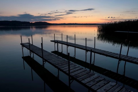 Lake Waginger See, jetty at sunset, Kühnhausen, Berchtesgadener Land, Bavaria, Germany, Europe