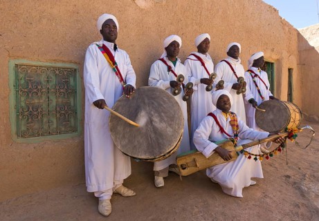 Morocco, traditional musicians with instruments, Pigeons du Sable group, Merzouga, Erg Chebbi