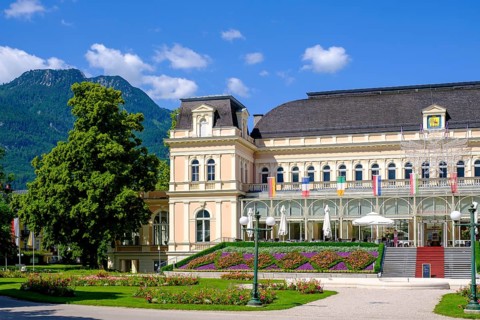 Congress and Theatre House in the spa garden, Bad Ischl, Salzkammergut, Upper Austria, Austria,