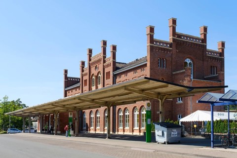 Train station, Warburg, North Rhine-Westphalia, Germany, Europe