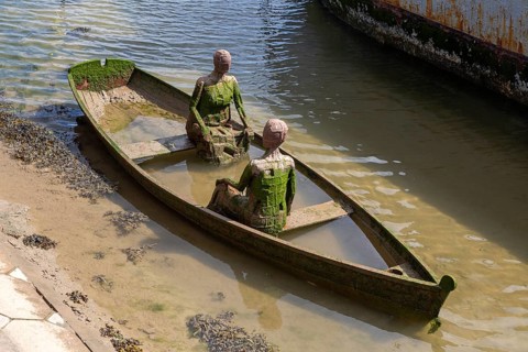 'The Sisters' sculpture by Andrew Baldwin 2020, River Deben, Woodbridge, Suffolk, England, UK
