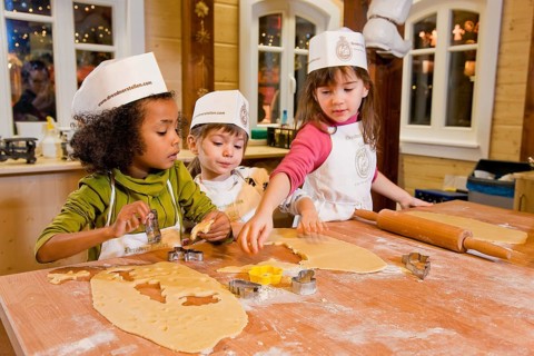 Children's bakery at the Striezelmarkt in Dresden