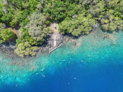 Aerial view of the Captain James Cook Monument, Captain Cook Monument Trail, Kealakekua Bay State