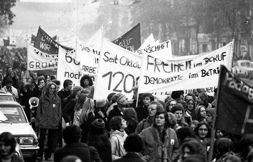 More than 10, 000 students demonstrated in Düsseldorf on 7 November 1974 for more Bafoeg and