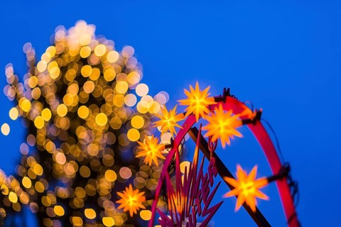 580th Striezelmarkt in Dresden Herrnhut stars are a must. The Striezelmarkt, which has been held