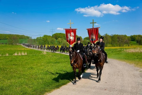 Every year at Easter there are about 5 processions in Lusatia, each with about 200 riders. The
