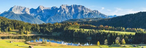Geroldsee, behind it the Karwendel Mountains, Werdenfelser Land, Upper Bavaria, Bavaria, Germany,