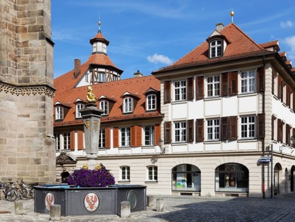 Carl-Wilhelm-Friedrich-Fountain, also Margrave-Carl-Fountain, octagonal fountain basin with central
