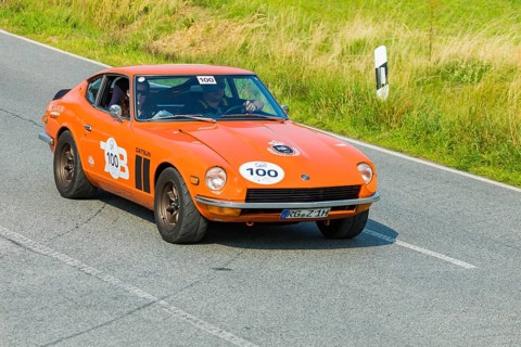A drive for vintage vehicles. Skilful handling of the vehicle, finding the route by means of the