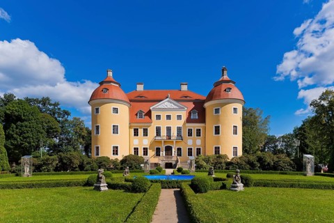 (Copyright © Sylvio Dittrich +49 1772156417) The Baroque Milkel Castle complex is located on the