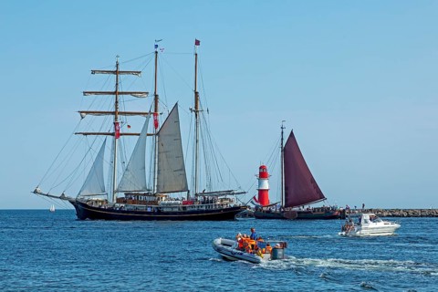 Sailing ships, pier lights, Unterwarnow, Hanse Sail, Warnemünde, Rostock, Mecklenburg-Western