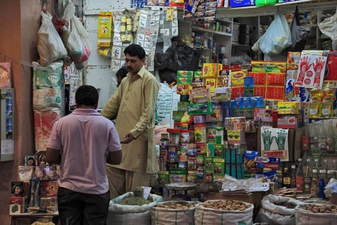 Traders in the Mutrah Souk, Muscat, Oman, Asia