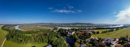 Drone shot, Renaissance castle, Hagenau Castle, Inn, Sankt Peter am Hart, Innviertel, Upper
