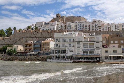 Old town of Peñíscola with its 14th century Romanesque castle, Castellón province, Costa del