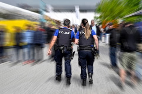 Mural police patrol