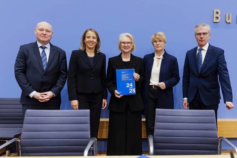 Wirtschaftsweisen, from left: Prof. Dr Achim Truger, Dr h.c. Ulrike Malmendier, Prof. Monika