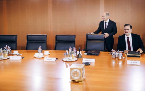 Federal Chancellor Olaf Scholz, (SPD), recorded during the cabinet meeting at the Federal
