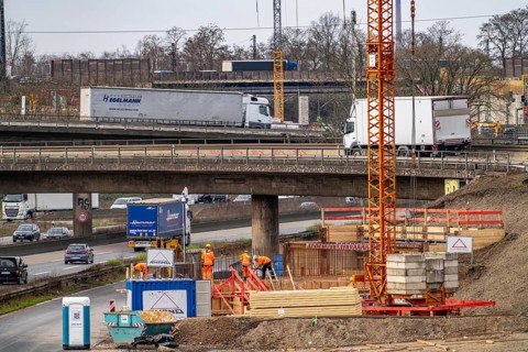 Duisburg-Kaiserberg motorway junction, complete reconstruction and new construction of the A3 and