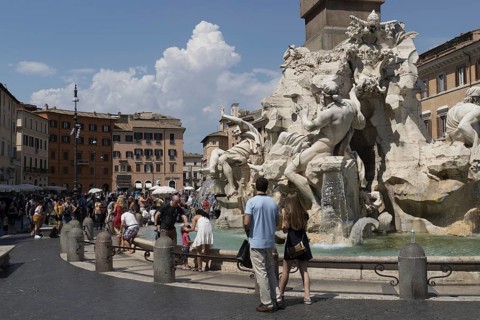 Tourists at the Piazza Navona, Rome, Italy, Europe