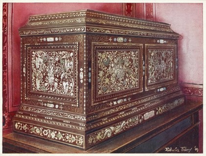 Furniture from around the turn of the century 1900, jewellery casket with inlays of walnut wood.