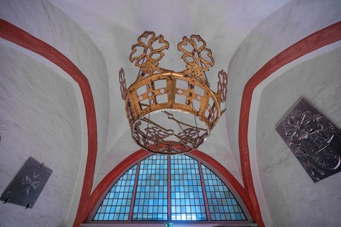The original coronet from 1658 in the portal area of St Nicholas' Church, Siegen, North