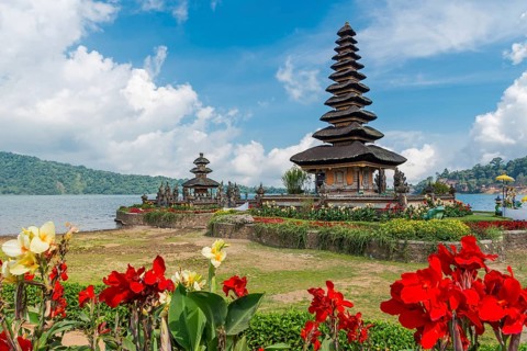 Pura Ulun Danu Bratan, attraction, Hindu temple, temple, tourism, travel, monument, pagoda, Bali,
