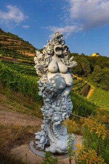 Winery Drei Herren, art object in the vineyard. Janus fairy by Miriam Lenk, Radebeul Weinhänge,