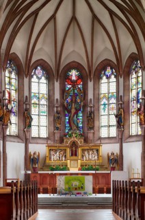 Interior view, choir, altar, New Parish Church of the Assumption of the Virgin Mary, Scena, South