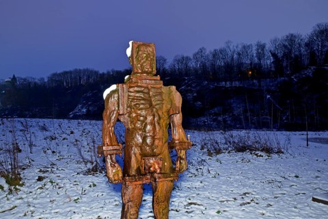 People made of iron, multi-part iron sculpture by Zbigniew Fraczkiewicz at the Henrichshütte in